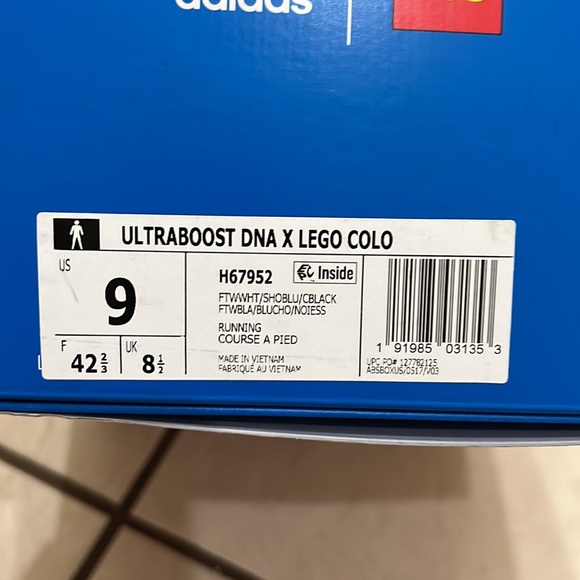 Barely used Adidas DNA x LEGO size 9 in Blue - Picture 6 of 8